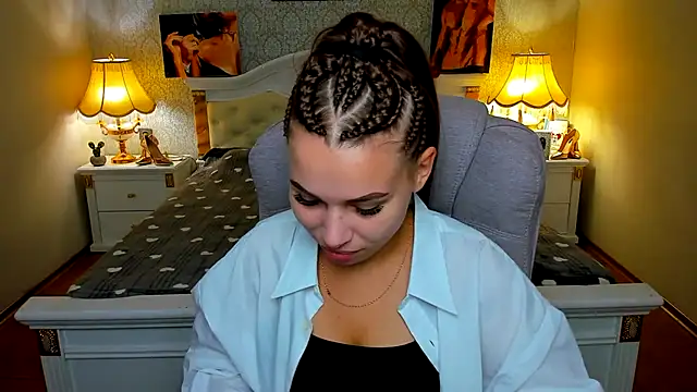 OmniaSher online show from September 25, 2025, 9:15 am