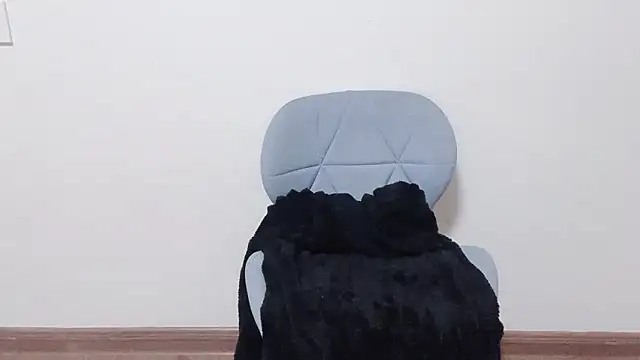 Queen ww online show from November 21, 2025, 2:16 pm