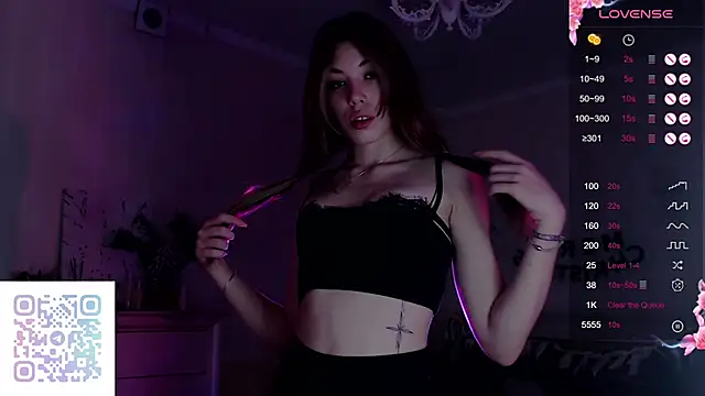 Leila Vanilla online show from December 19, 2025, 1:42 am