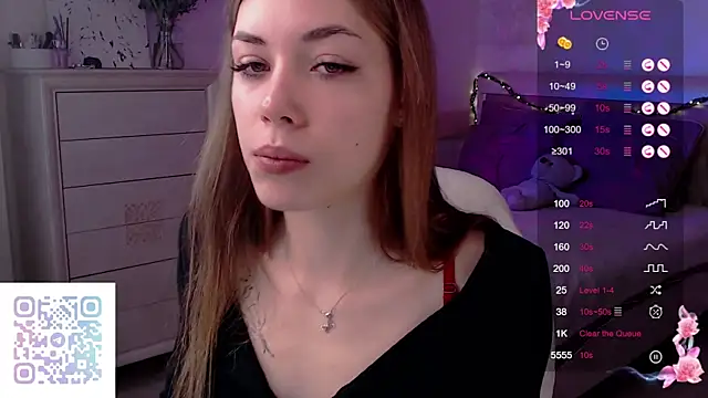 Leila Vanilla online show from November 27, 2025, 2:23 am