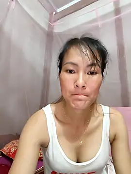 Snapshot of Yumyum_kiw chatting on September 20, 2025, 8:08 am Yumyum kiw online show from September 20, 2025, 8:08 am