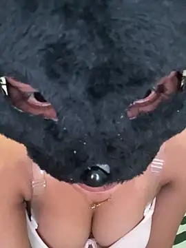 Snapshot of AMY_2006 chatting on September 21, 2025, 5:07 pm AMY 2006 online show from September 21, 2025, 5:07 pm