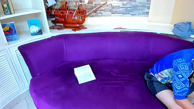 Snapshot of PoisonGuys chatting on September 30, 2025, 7:20 pm PoisonGuys online show from September 30, 2025, 7:20 pm