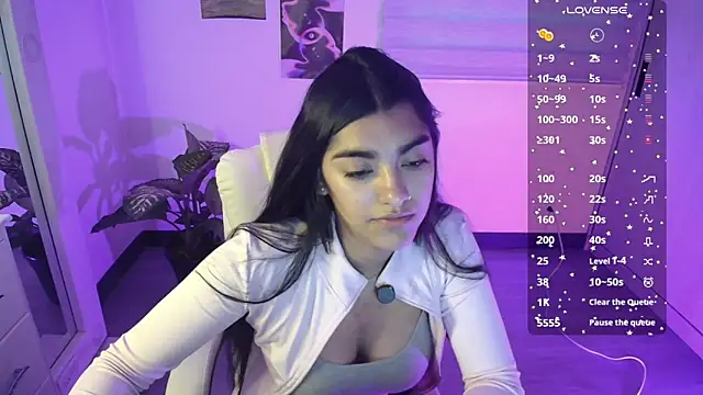 Snapshot of amarasilk_ chatting on June 3, 2026, 11:09 pm amarasilk online show from June 3, 2026, 11:09 pm