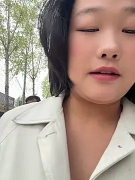 Fengbaby-555 online show from April 14, 2026, 2:38 am