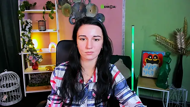 lia sunset online show from October 9, 2025, 7:09 am