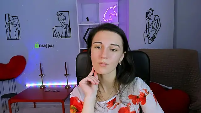 lia sunset online show from September 25, 2025, 12:22 pm