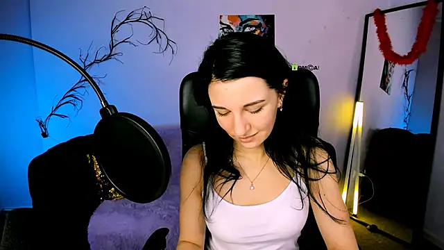 lia sunset online show from November 14, 2025, 1:26 pm