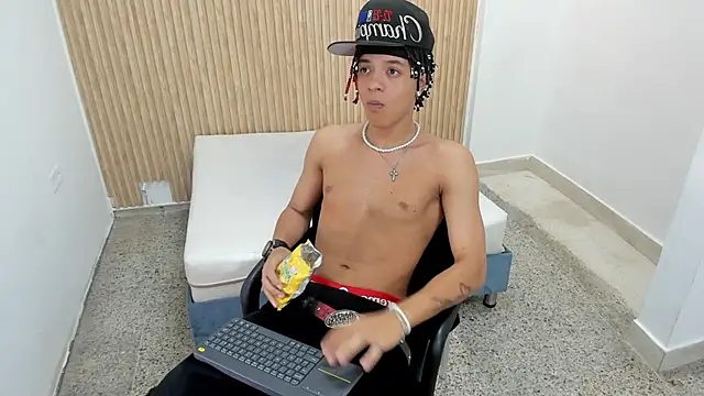 MARSHALL SPENCER online show from November 4, 2025, 1:04 pm