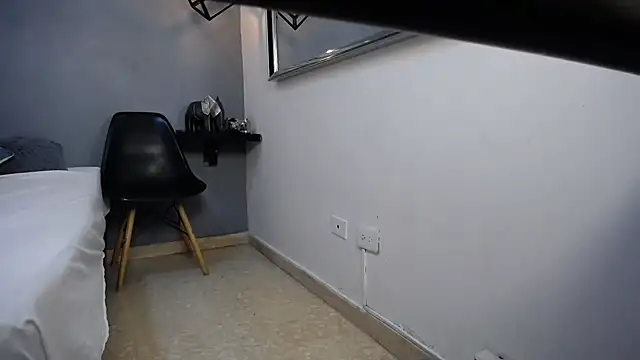 Luciana Graay online show from October 13, 2025, 11:23 am