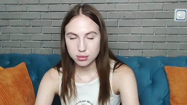MellinGiG online show from September 15, 2025, 4:57 am