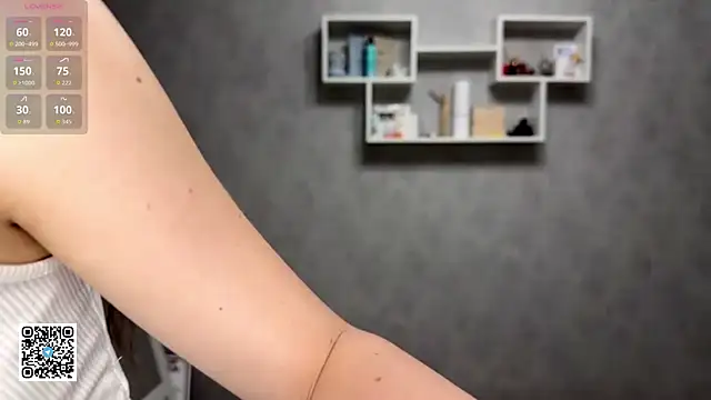 RinaMirinda online show from December 14, 2025, 11:16 am