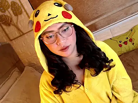 yourdevilsweettsx online show from March 15, 2026, 10:33 am