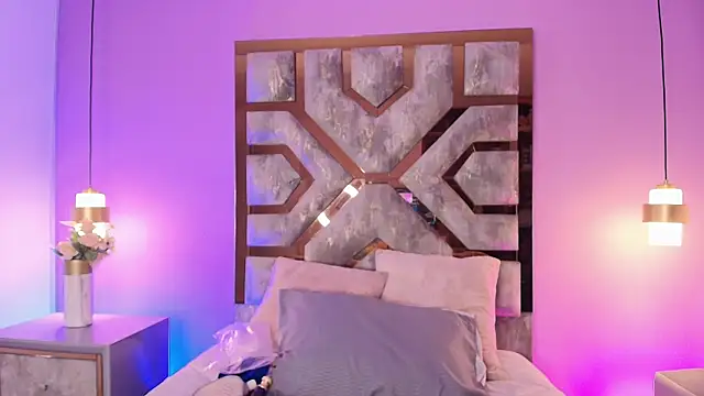 Snapshot of Electra_Gosselin chatting on September 23, 2025, 12:01 pm Electra Gosselin online show from September 23, 2025, 12:01 pm