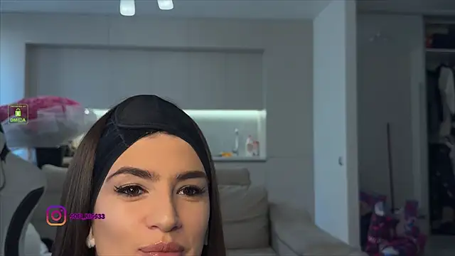 SofI-Play online show from October 18, 2025, 1:24 pm