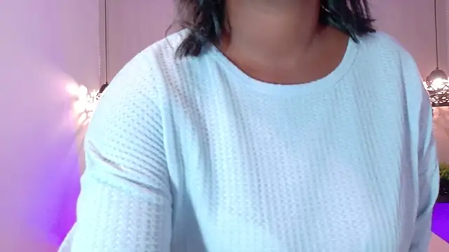 Snapshot of NaiaraMasson_ chatting on October 20, 2025, 12:49 pm NaiaraMasson online show from October 20, 2025, 12:49 pm