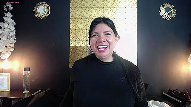 Snapshot of kinky_momm chatting on September 29, 2025, 1:50 pm kinky momm online show from September 29, 2025, 1:50 pm