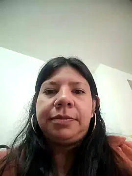 Snapshot of kinky_momm chatting on September 30, 2025, 2:56 pm kinky momm online show from September 30, 2025, 2:56 pm