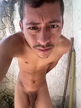 Snapshot of Boy_hot- chatting on February 25, 2026, 3:45 pm Boy hot- online show from February 25, 2026, 3:45 pm