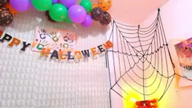 GhanimaBrooks online show from October 28, 2025, 12:37 pm