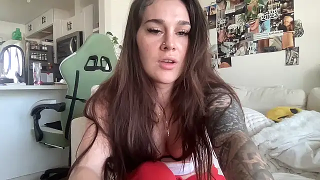 ezuswalks online show from September 14, 2025, 8:09 pm