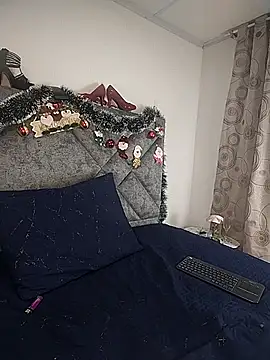 Shantey Laurent online show from December 21, 2025, 2:52 pm