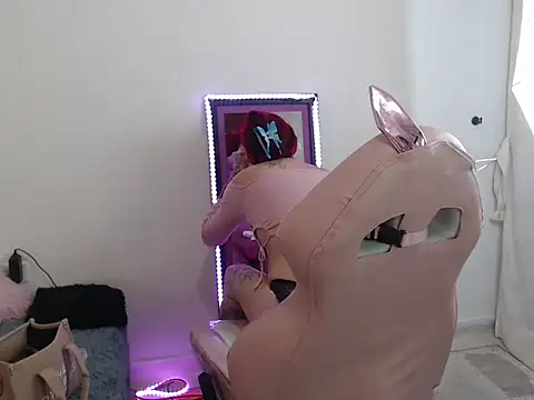 Snapshot of Maddy_Vicius19 chatting on September 21, 2025, 8:14 pm Maddy Vicius19 online show from September 21, 2025, 8:14 pm