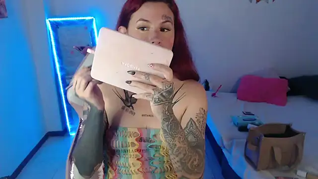 Snapshot of Maddy_Vicius19 chatting on October 22, 2025, 8:52 pm Maddy Vicius19 online show from October 22, 2025, 8:52 pm