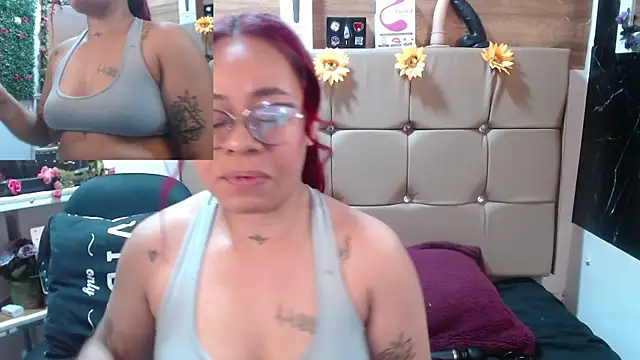 Snapshot of MIA__SPENCER chatting on September 22, 2025, 3:40 pm MIA  SPENCER online show from September 22, 2025, 3:40 pm