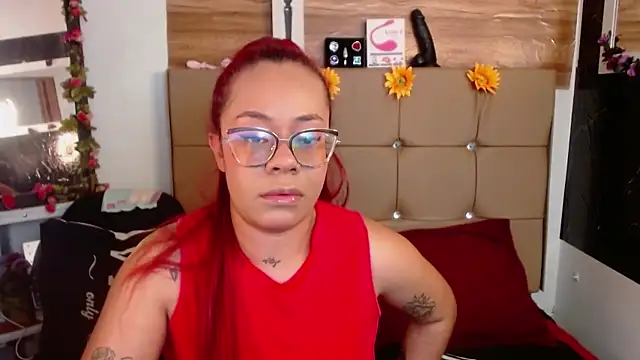 Snapshot of MIA__SPENCER chatting on October 17, 2025, 6:10 pm MIA  SPENCER online show from October 17, 2025, 6:10 pm