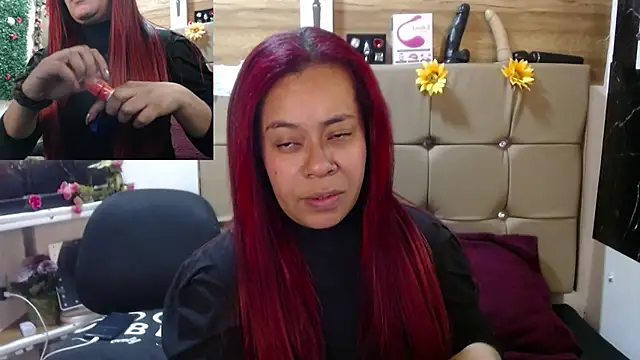 Snapshot of MIA__SPENCER chatting on September 30, 2025, 5:19 pm MIA  SPENCER online show from September 30, 2025, 5:19 pm