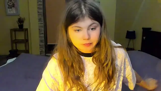 Snapshot of Lilly_Jess chatting on October 28, 2025, 6:29 pm Lilly Jess online show from October 28, 2025, 6:29 pm