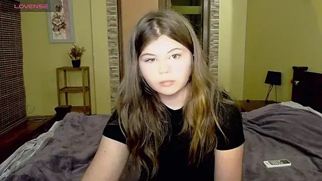 Snapshot of Lilly_Jess chatting on October 9, 2025, 6:30 pm Lilly Jess online show from October 9, 2025, 6:30 pm