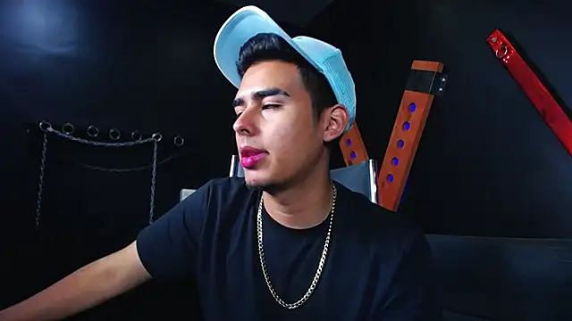 Snapshot of Matthewlodge chatting on September 20, 2025, 1:38 pm Matthewlodge online show from September 20, 2025, 1:38 pm