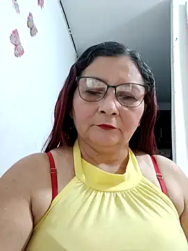 Snapshot of marfil_milf chatting on October 18, 2025, 3:36 pm marfil milf online show from October 18, 2025, 3:36 pm