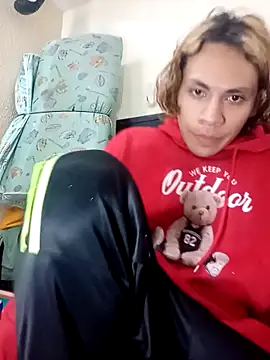 kittymutant99 online show from December 2, 2025, 5:25 pm