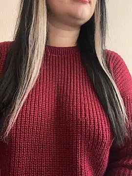 Molly-molly- online show from April 9, 2026, 7:03 am