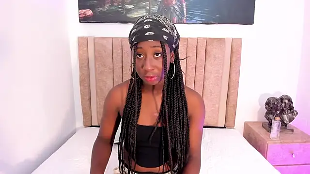 Snapshot of Madison_Monroe_ chatting on October 6, 2025, 12:17 pm Madison Monroe  online show from October 6, 2025, 12:17 pm