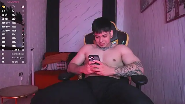 Snapshot of xKevyn chatting on September 30, 2025, 12:22 pm xKevyn online show from September 30, 2025, 12:22 pm