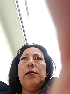 Misshot 01 online show from October 3, 2025, 7:04 pm