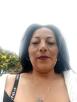 Misshot 01 online show from September 23, 2025, 7:54 pm