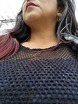 Misshot 01 online show from October 10, 2025, 6:20 pm