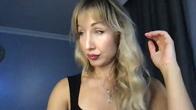 Pyrelissa online show from December 1, 2025, 6:20 pm