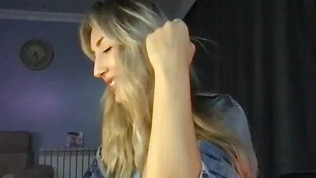 Pyrelissa online show from December 18, 2025, 3:27 pm