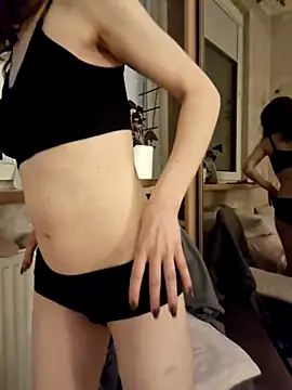 Snapshot of SecretIna chatting on October 26, 2025, 8:53 pm SecretIna online show from October 26, 2025, 8:53 pm