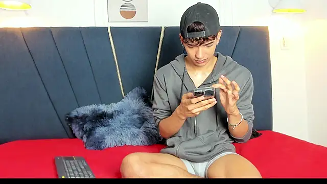 Snapshot of maicol_cum23 chatting on January 19, 2026, 1:42 am maicol cum23 online show from January 19, 2026, 1:42 am