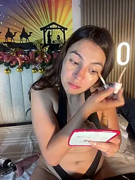 Dakota Evanns online show from December 15, 2025, 7:09 pm