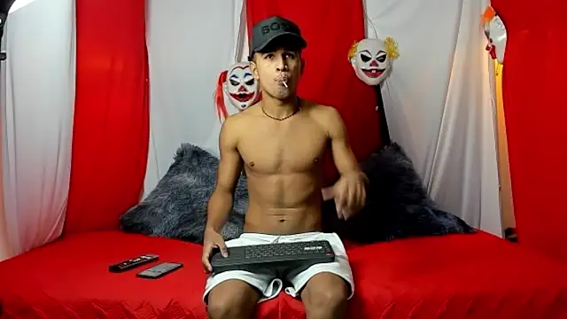 hotvain cum23 online show from October 14, 2025, 7:47 pm