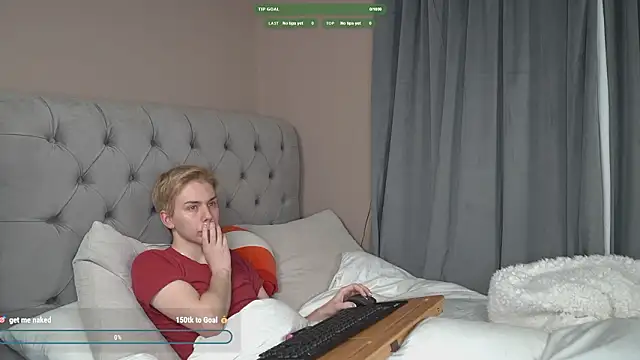 Snapshot of scottishtwink01 chatting on March 10, 2026, 11:20 pm scottishtwink01 online show from March 10, 2026, 11:20 pm