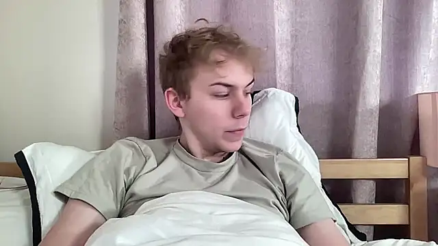 scottishtwink01 online show from September 20, 2025, 1:27 pm